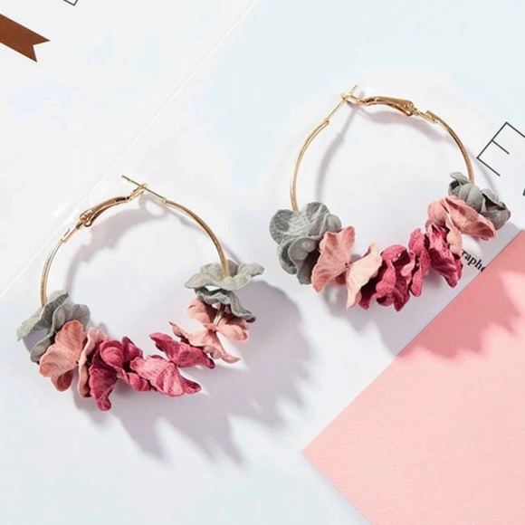 FLORAL GARLAND COLORFUL DECO HOOP EARRINGS NWT - Picture 2 of 4